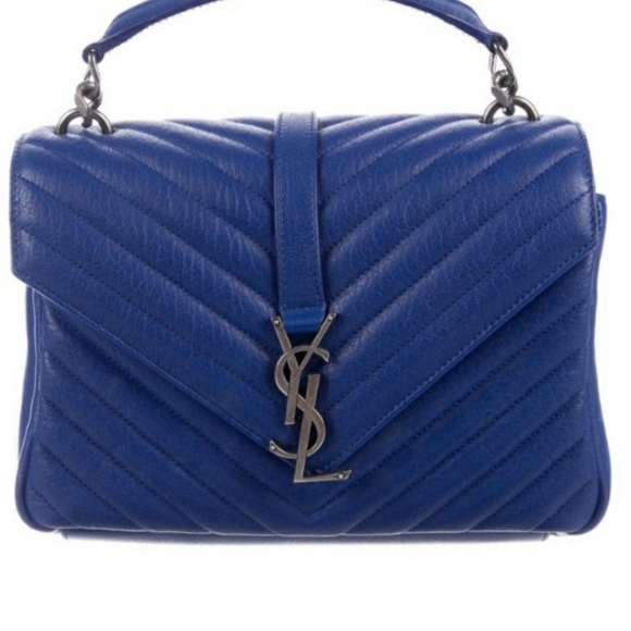 Gray chevron crossbody - Picture 2 of 10